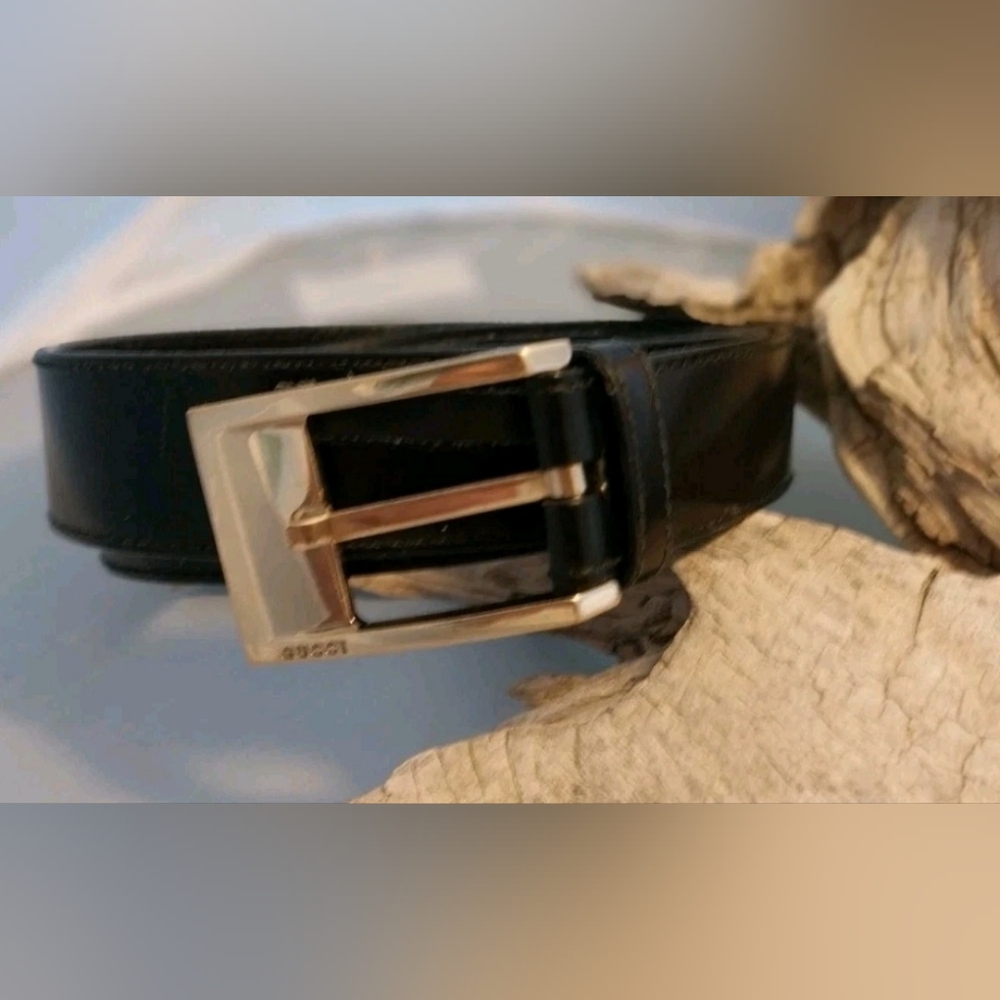 Gucci Men's Black Leather Belt with Solid Gold Brass Buckle, 35", 36", 37" - Picture 6 of 10